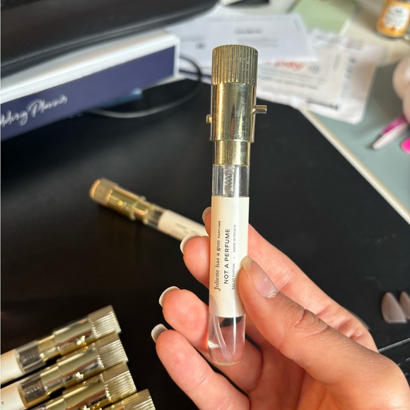 Travel size perfumes - Picture 5 of 11